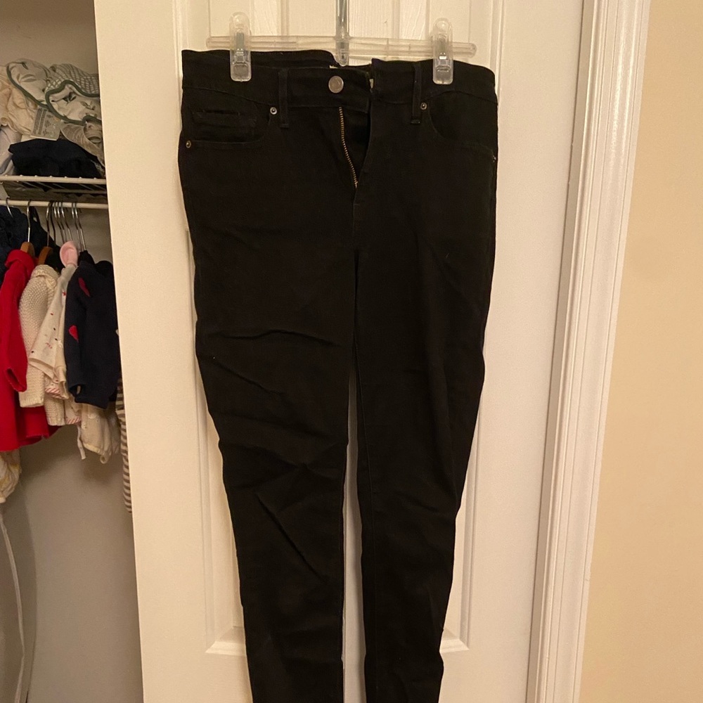 Levi’s 711 Skinny Black